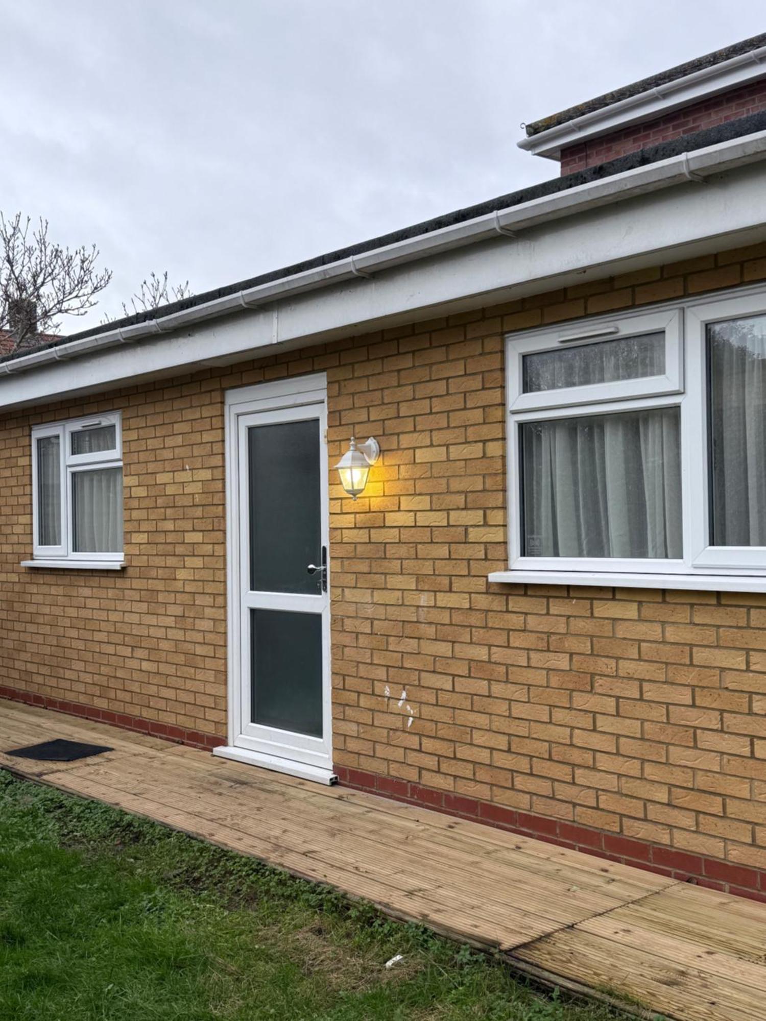 Cosy Guest Suite, West London Hounslow Esterno foto